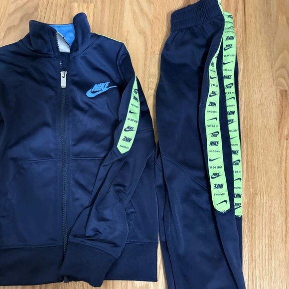 Nike Navy Blue Neon Green Tracksuit Futura Tricot Sz 4 Sweatshirt Jacket Pants - Picture 4 of 7